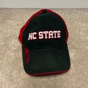 Men’s Adidas NC State Fitted Hat L/XL